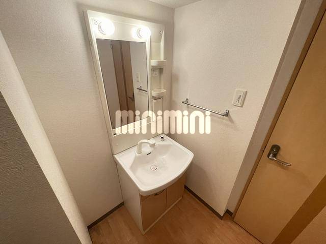 洗面設備　洗髪洗面化粧台