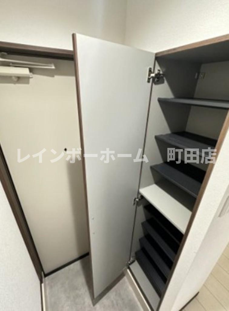 玄関　同施工会社参考写真
