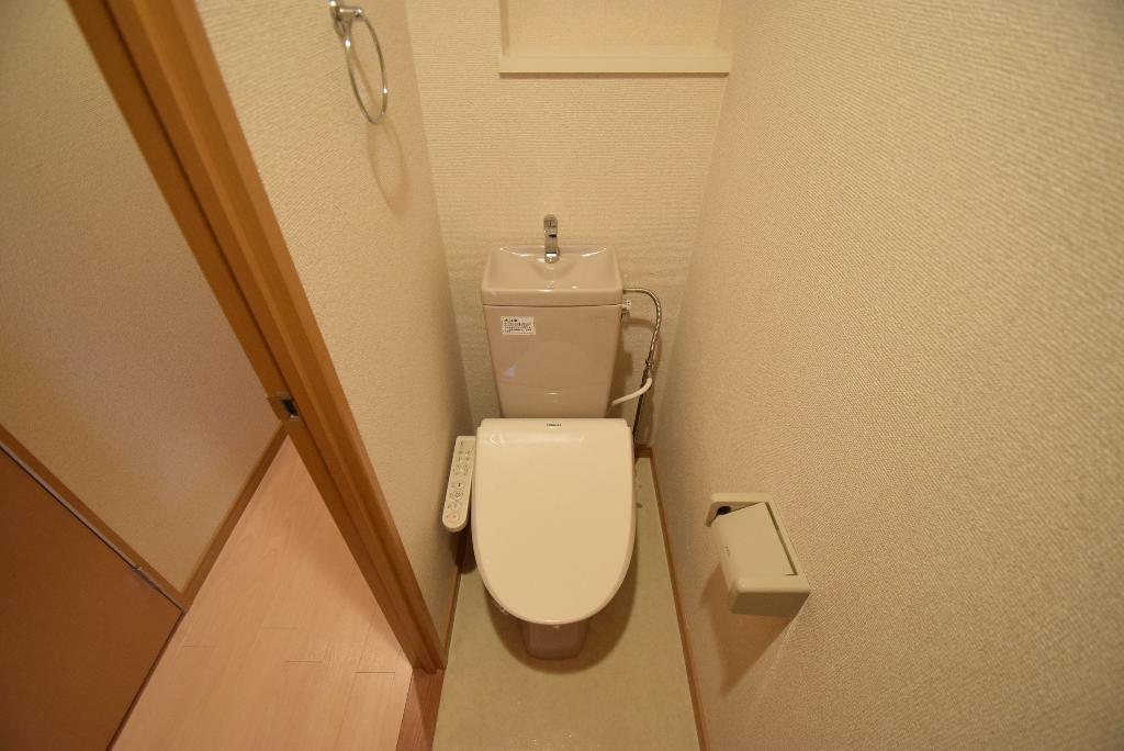 トイレ　シャワー付トイレ