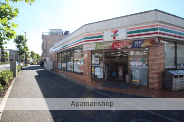 コンビニ　セブンイレブン（コンビニ）まで231m