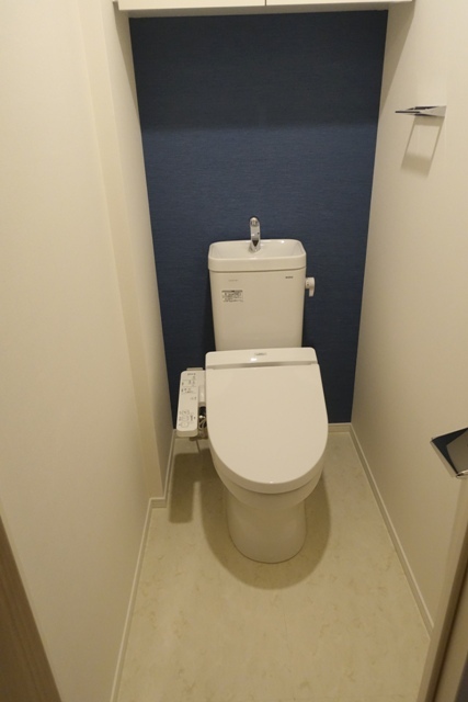 トイレ　※写真は同タイプ住戸です。
