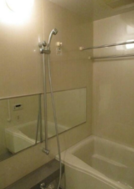 バス・シャワールーム　別部屋参考写真