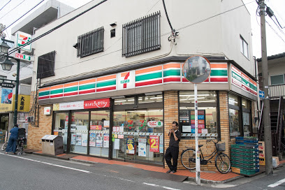 コンビニ　セブンイレブン 長崎店（コンビニ）まで131m