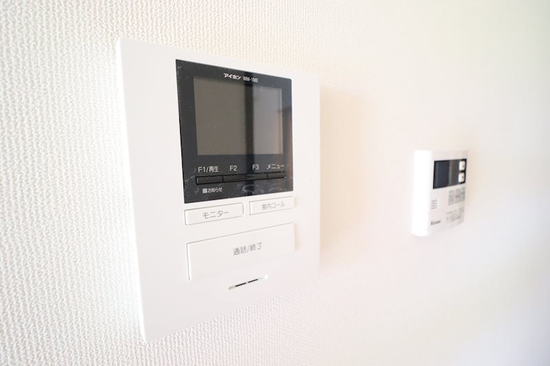 セキュリティ　モニター付きインターフォンを採用し防犯対策もOk。