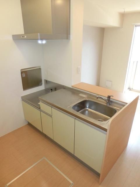 キッチン　二口コンロ設置可能