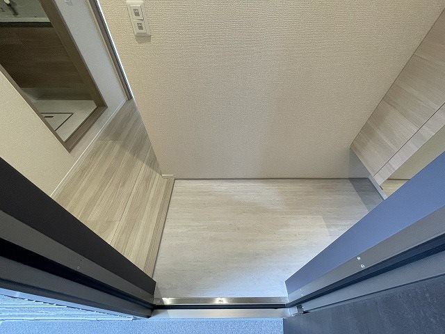 玄関　同タイプ別部屋の写真