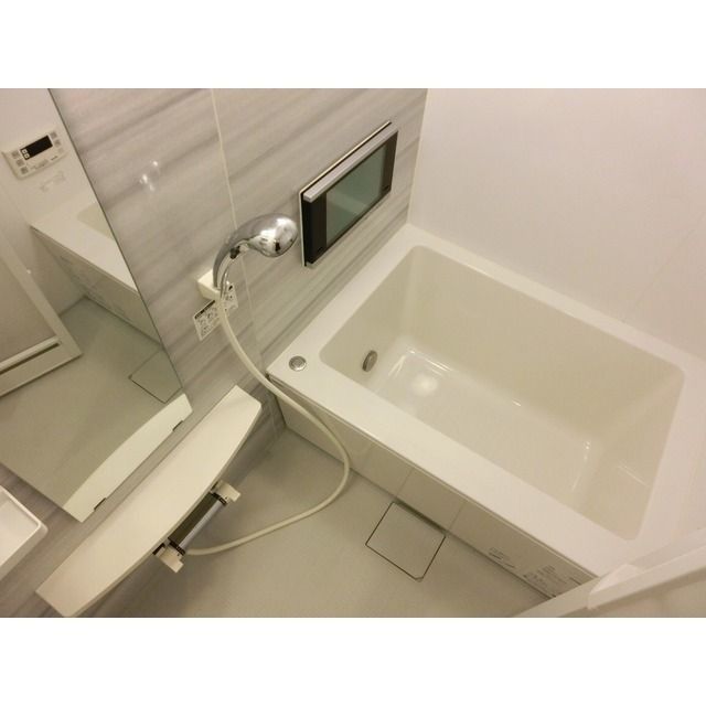 バス・シャワールーム　■浴室暖房乾燥機能■追焚機能バス