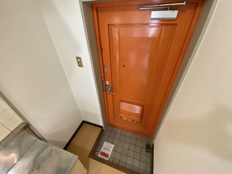 玄関　シューズＢＯＸを置くスペースあります