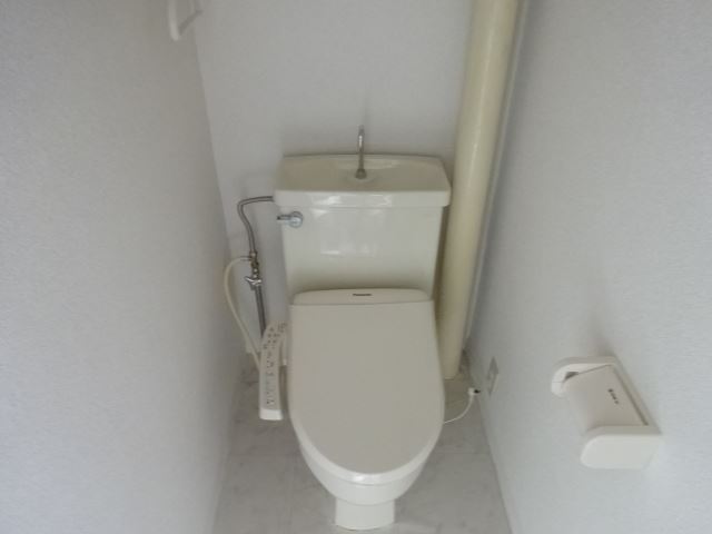 トイレ　ウォッシュレットです。