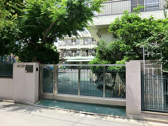 幼稚園・保育園　板橋明星幼稚園（幼稚園・保育園）まで495m