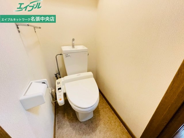 トイレ　反転タイプ参考写真