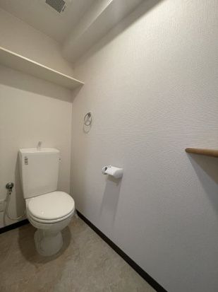 トイレ　落ち着いたトイレです