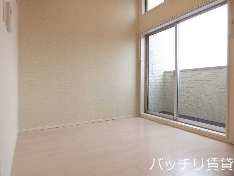 バルコニー　同型タイプの為、現状を優先致します。
