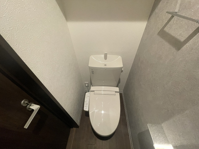 トイレ　Regalest Plus