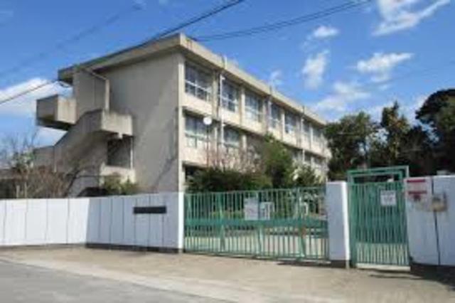 小学校　枚方市立津田南小学校（小学校）まで373m