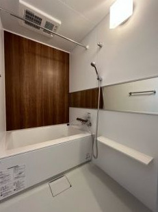 バス・シャワールーム　※別部屋の参考写真です。