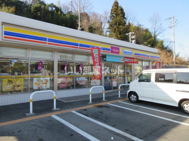 コンビニ　ミニストップ 神戸藤原台南町店（コンビニ）まで429m