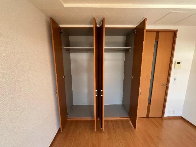 収納　クローゼット（イメージ）