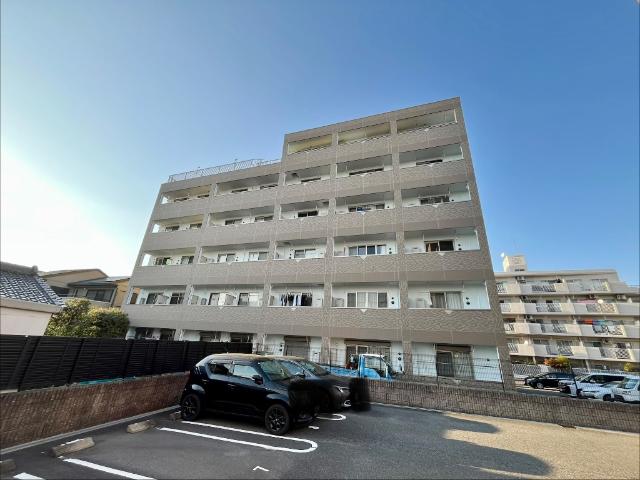 建物外観　外観写真（昼）