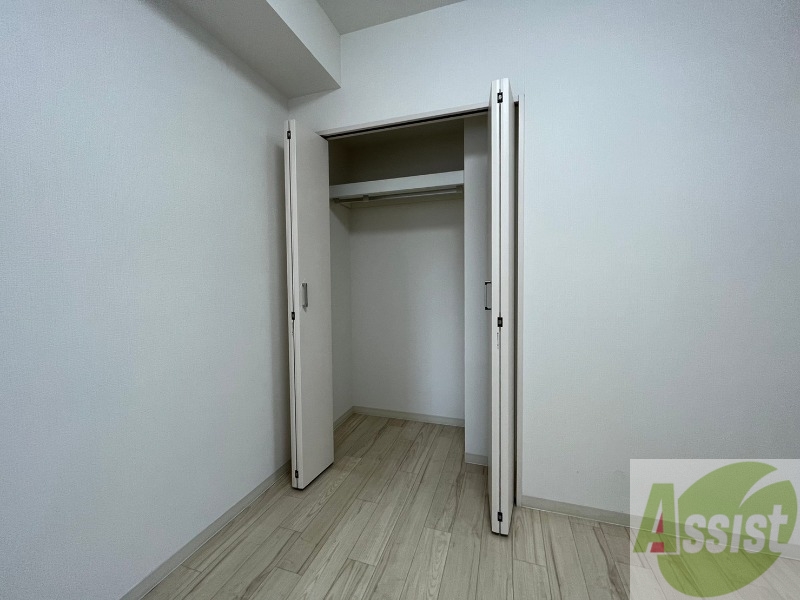 収納　寝室の収納です。部屋がすっきり片付きます。