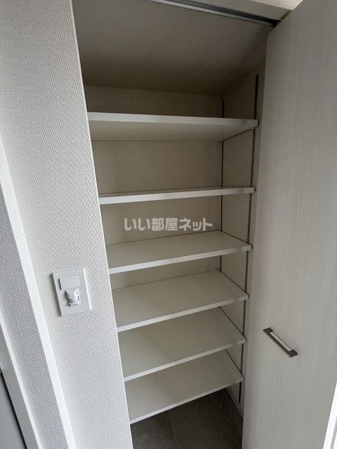 収納