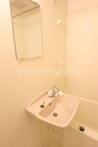 バス・シャワールーム　同タイプ参考写真です。