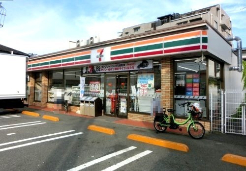 コンビニ　セブンイレブン 横浜戸塚吉田町店（コンビニ）まで467m