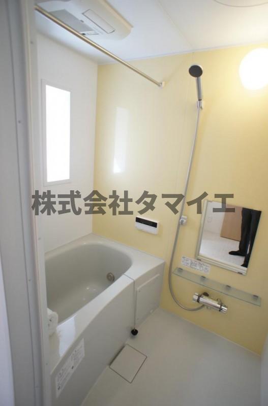 バス・シャワールーム　ゆったり過ごせるお風呂です
