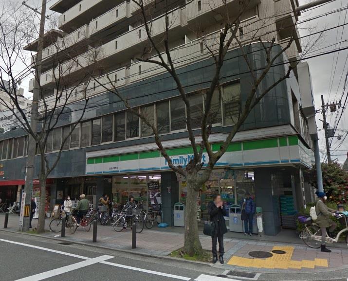 コンビニ　ファミリーマート西宮枦塚町店（コンビニ）まで134m