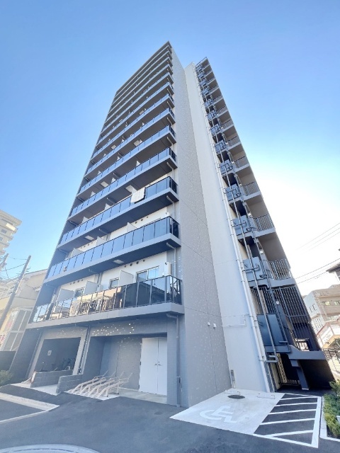 建物外観　外観タイル張りです
