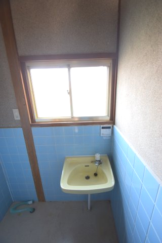 洗面設備　使いやすい洗面所です