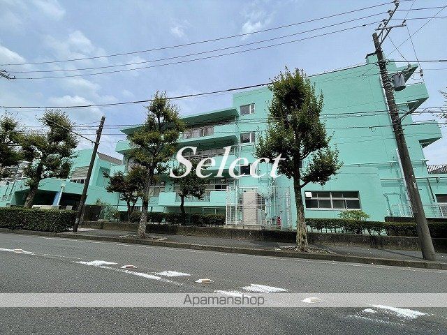 小学校　横浜市立南太田小学校（小学校）まで1120m