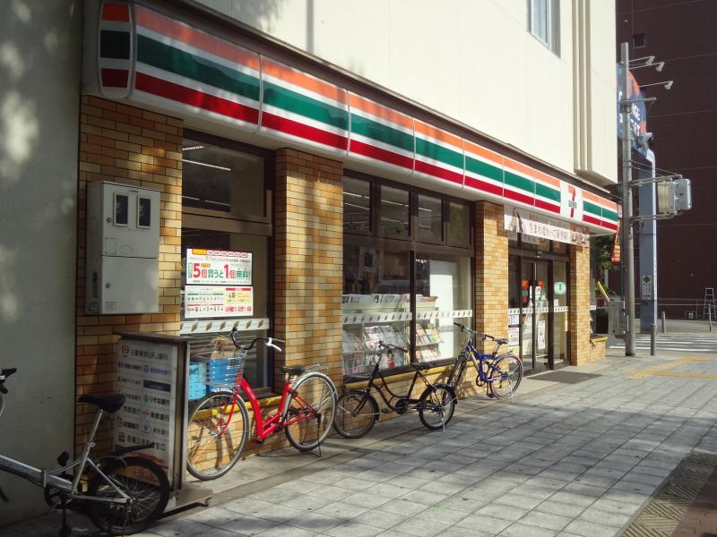 コンビニ　セブンイレブン大阪土佐堀ダイビル店（コンビニ）まで318m