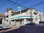 コンビニ　ファミリーマートにしだ三丁目店（コンビニ）まで312m
