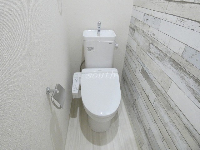 トイレ　ウォシュレット付きのトイレ