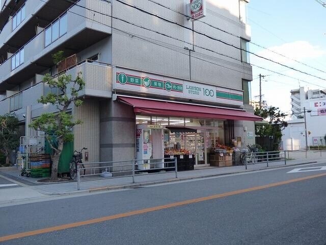 コンビニ　ローソンストア100（コンビニ）まで178m