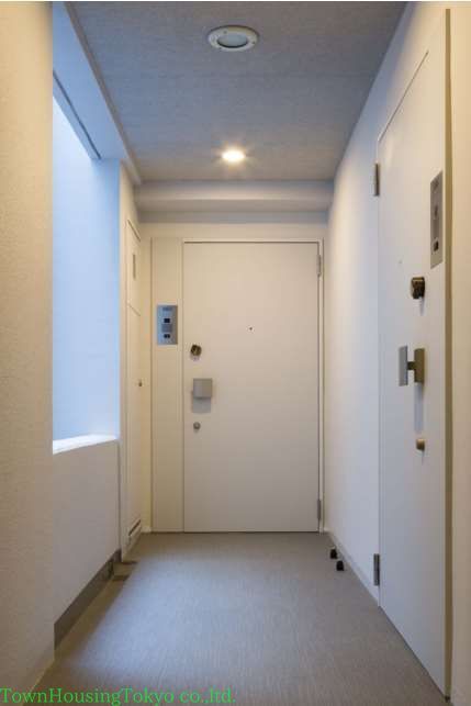 玄関　※参考写真