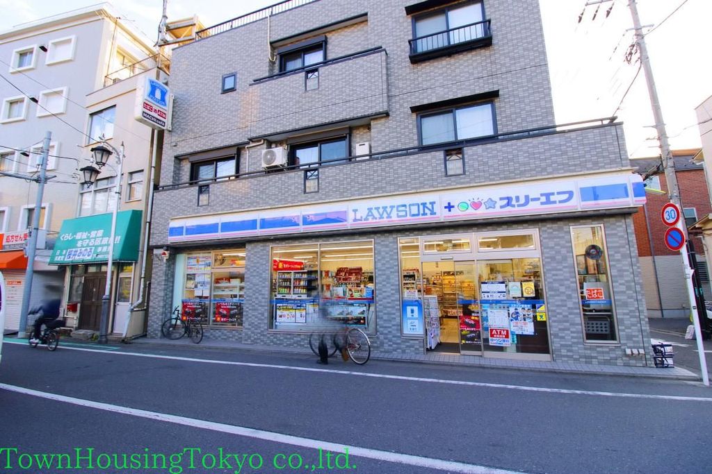 コンビニ　ローソン・スリーエフ 世田谷三軒茶屋一丁目店（コンビニ）まで200m