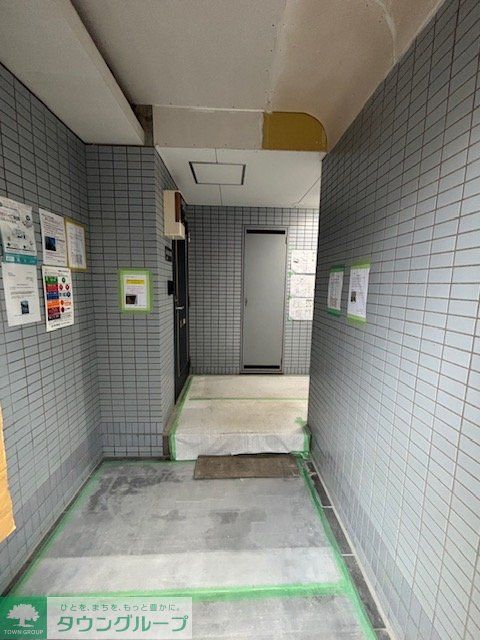 エントランス　エントランス