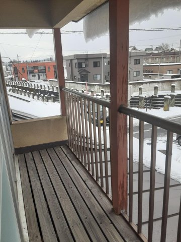 バルコニー　ベランダもついてます