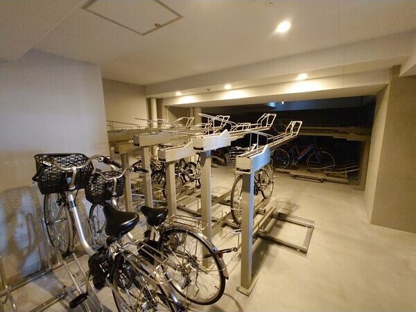 駐車場　駐輪場