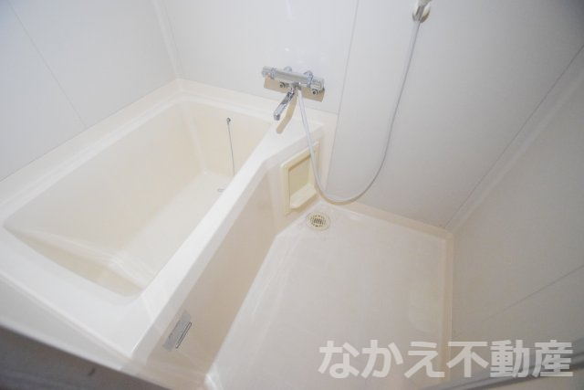 バス・シャワールーム　日々の疲れを癒すお風呂付です