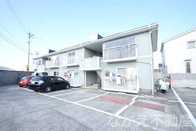 建物外観　外観は落ち着いています