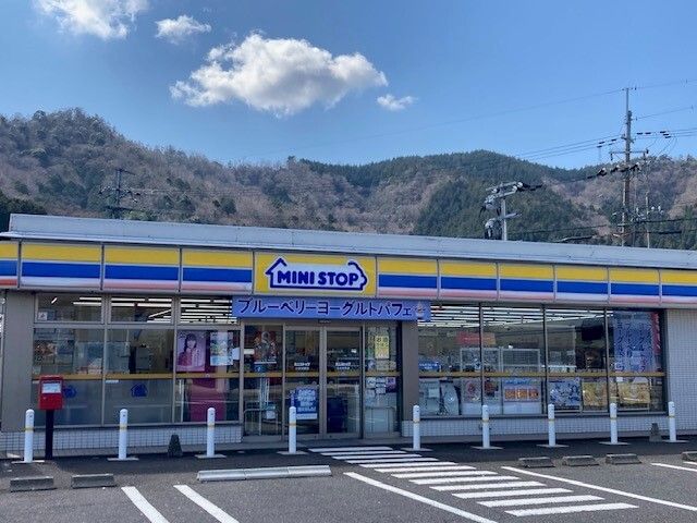 コンビニ　ミニストップ 小浜伏原店（コンビニ）まで1800m