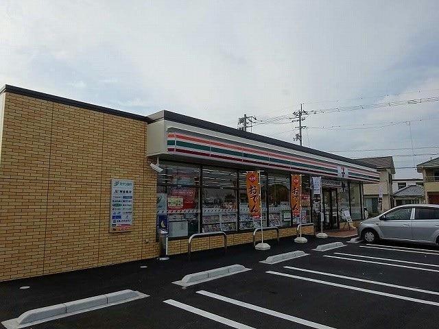 コンビニ　セブンイレブン吉野川鴨島町喜来店（コンビニ）まで760m