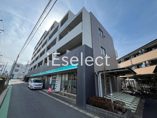 建物外観　オートロック付のマンションです。