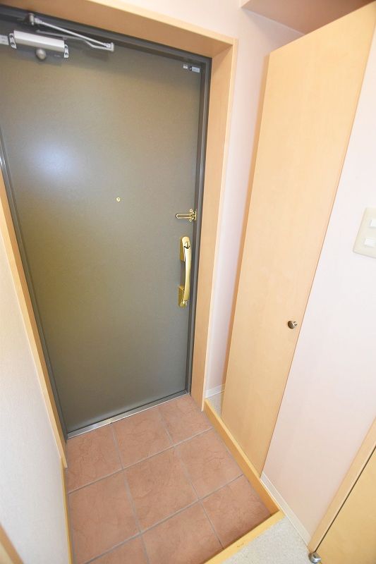 玄関　LIVABLE奥田本町