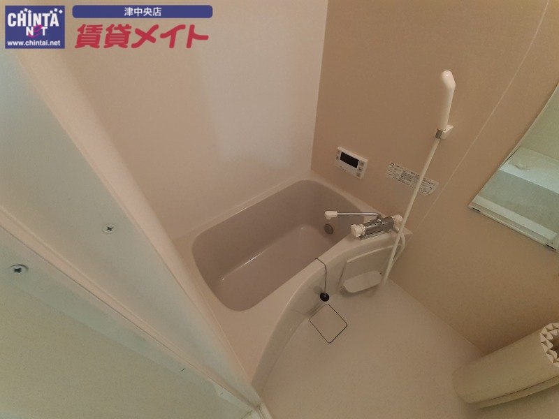 バス・シャワールーム　同型参考写真