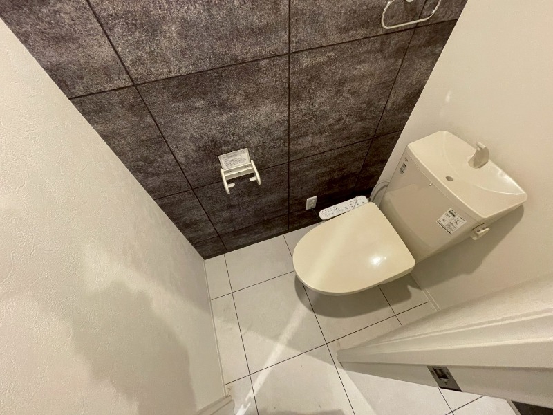 トイレ　トイレです。ウォシュレット付を探している方、おすすめです！