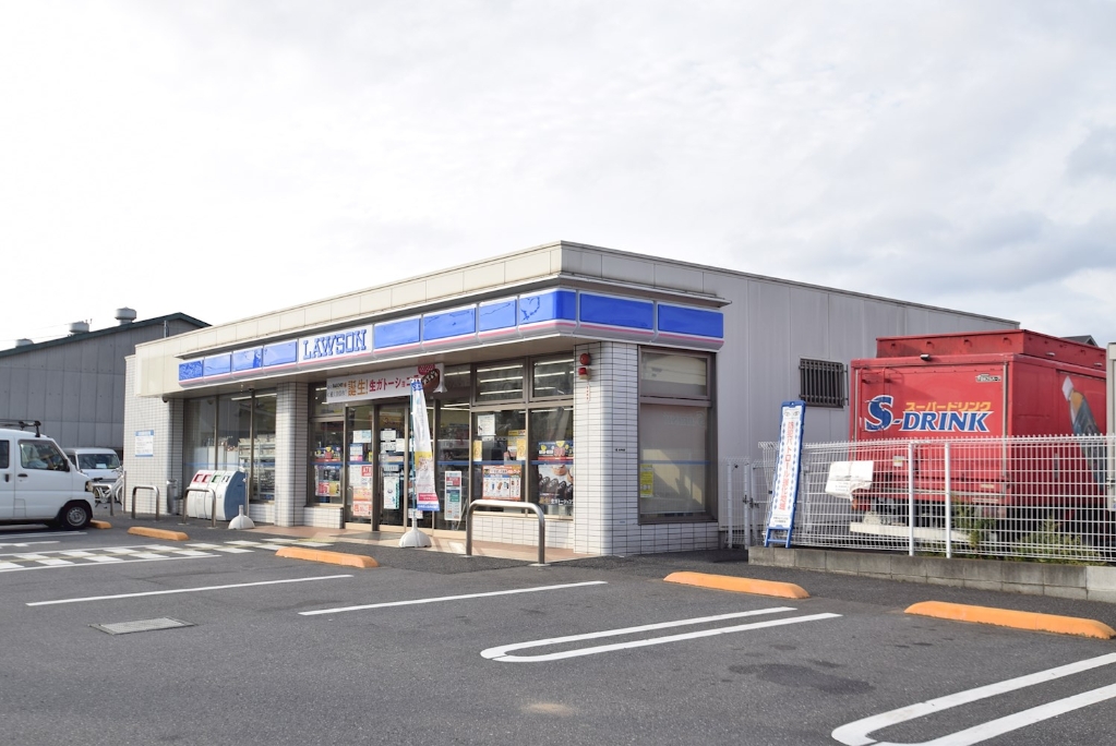 コンビニ　ローソン 舎人公園東店（コンビニ）まで695m